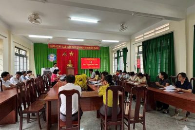 CHI BỘ TRƯỜNG THCS BẾ VĂN ĐÀN TỔ CHỨC LỄ KẾT NẠP ĐẢNG VIÊN